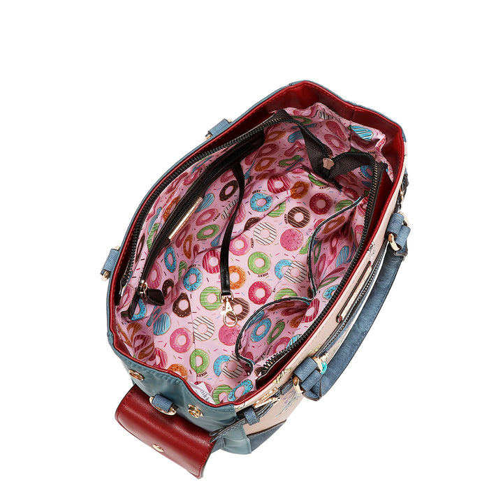 LOVE CHAIN BUCKET BAG