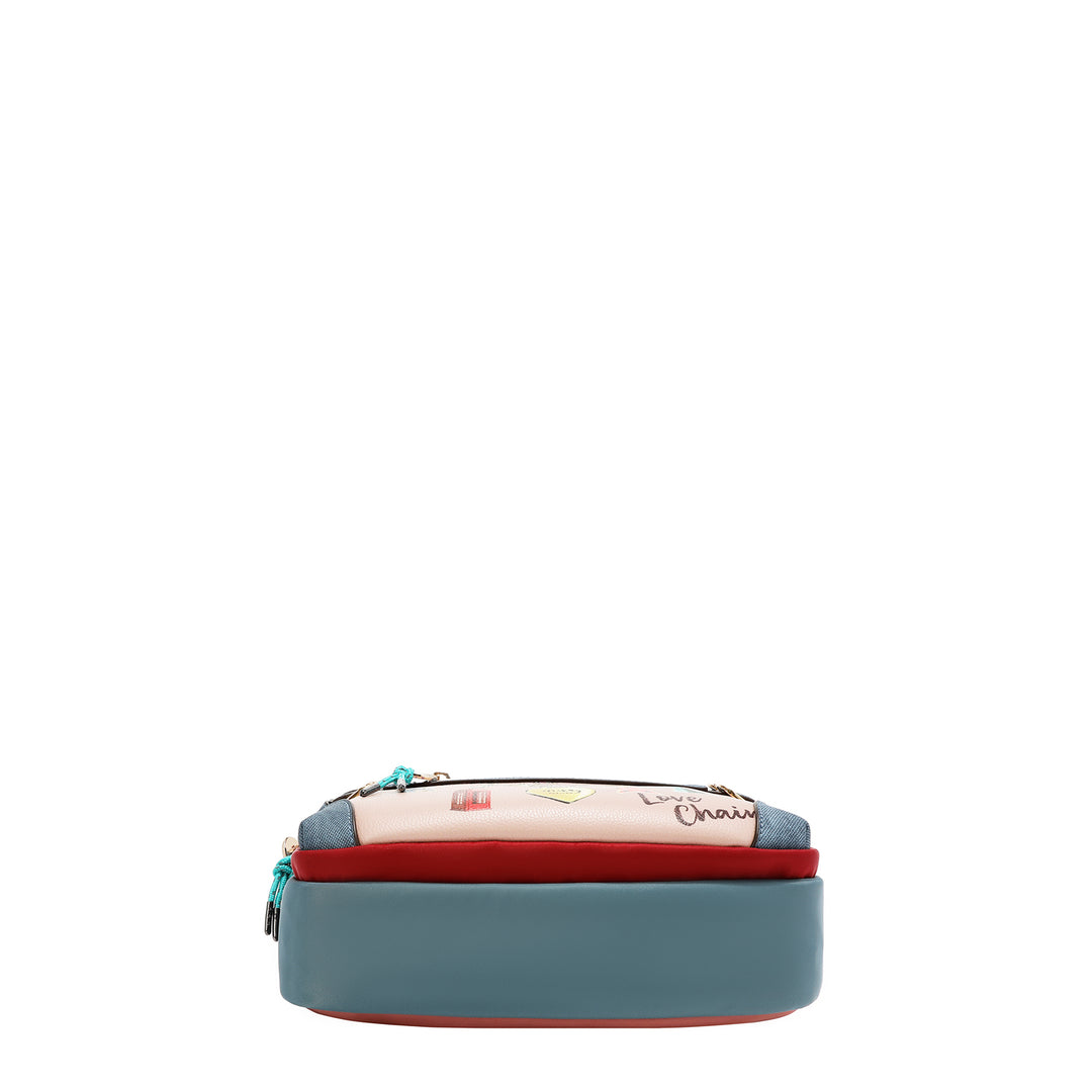 LOVE CHAIN CROSSBODY BAG