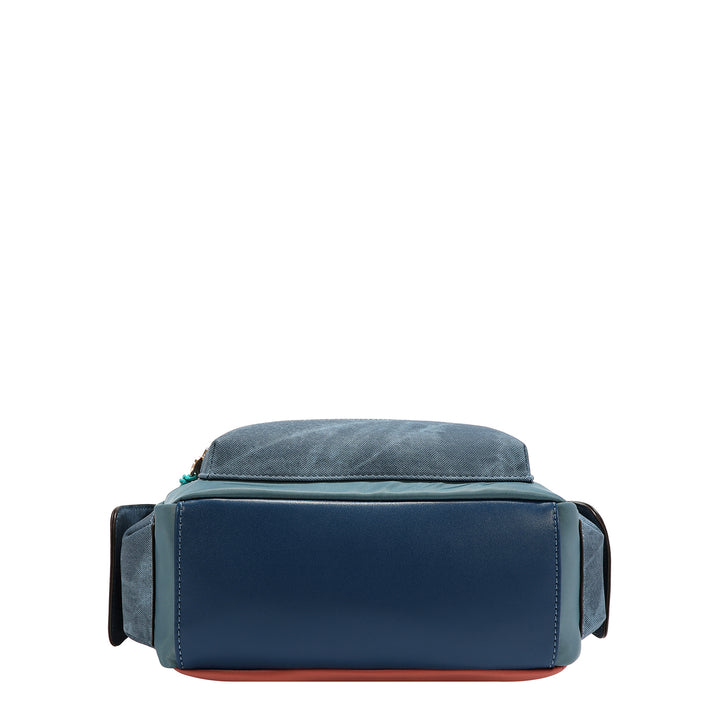 LOVE CHAIN SQUARE BACKPACK