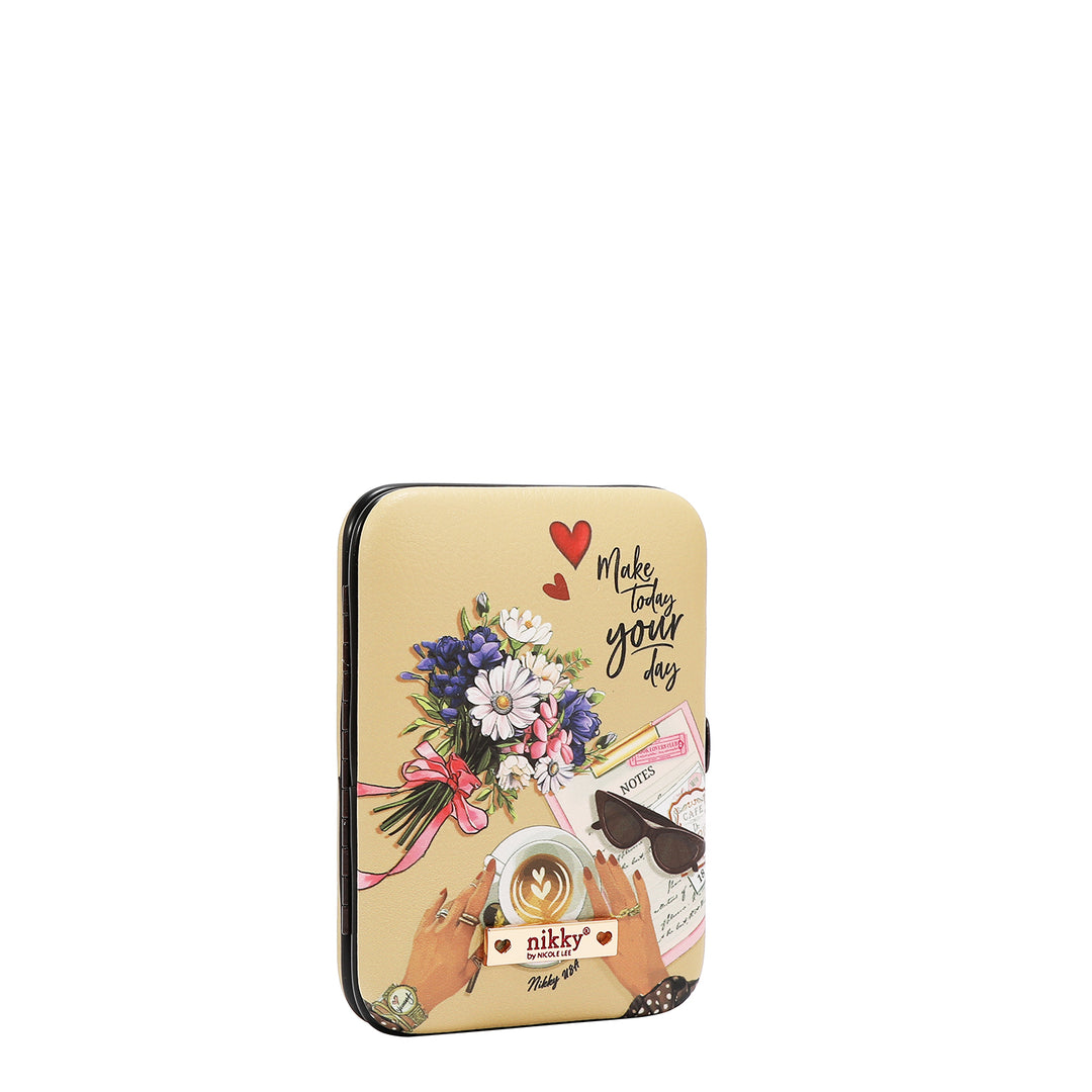 MANICURE SET