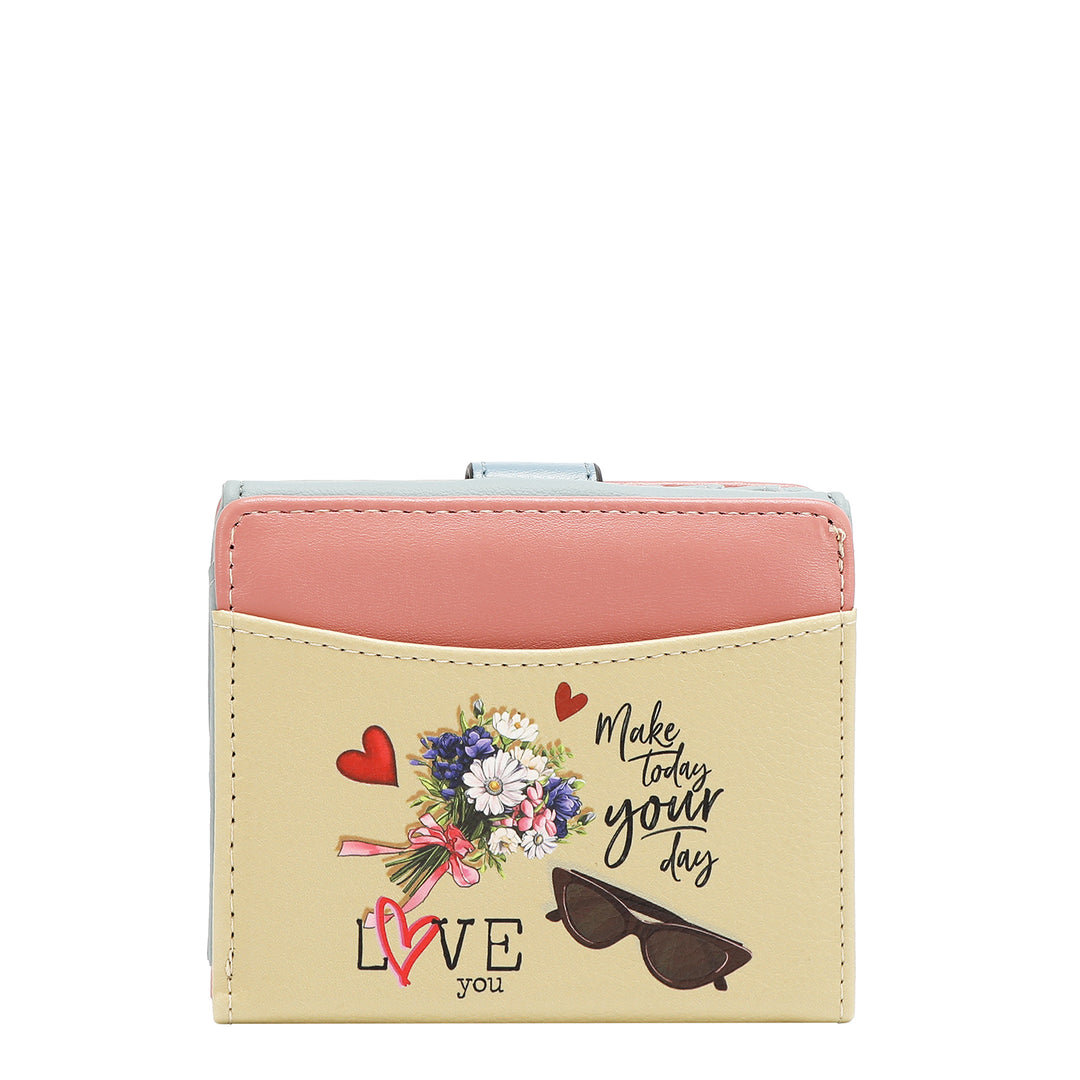 COMPACT HEART BUTTON WALLET