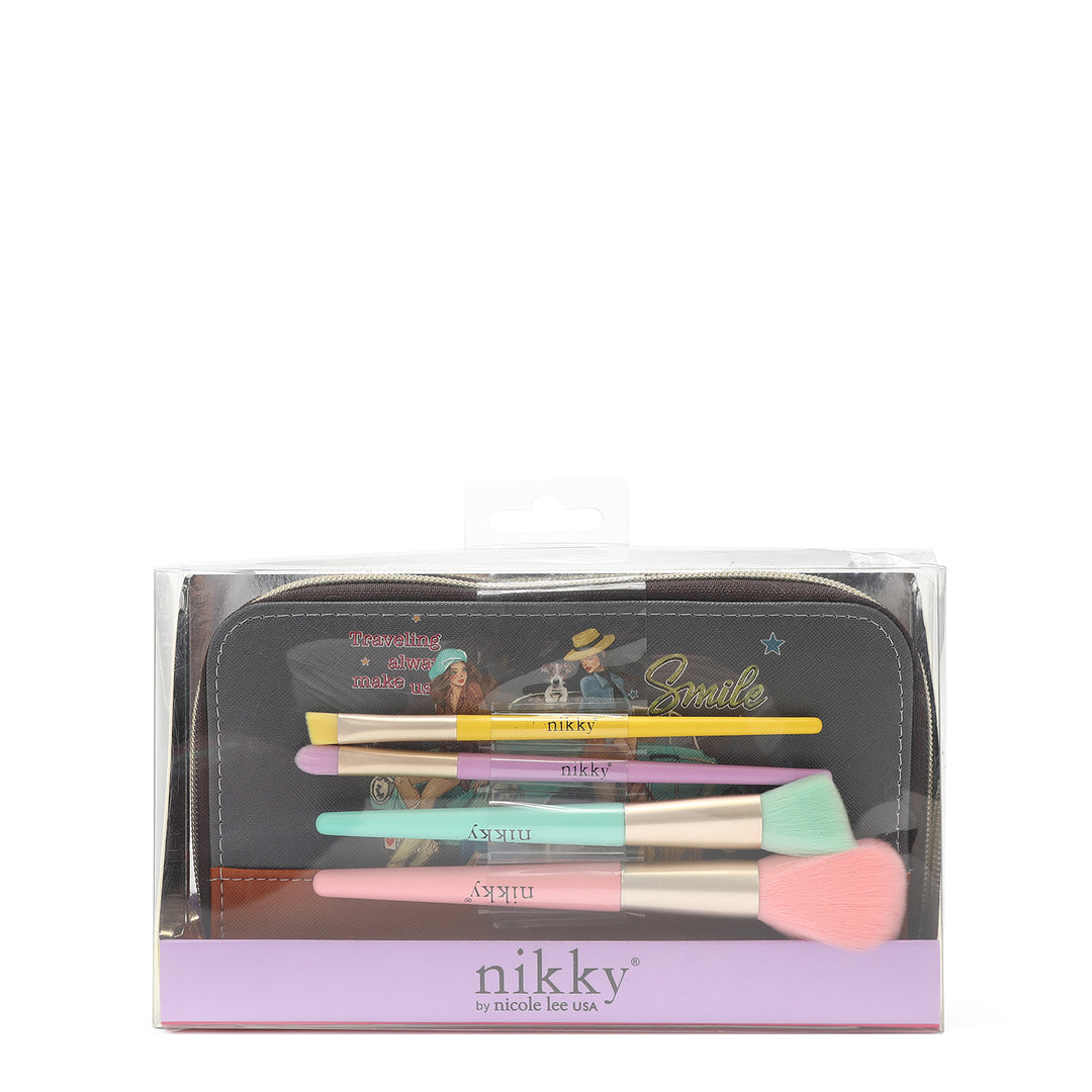 MAKEUP BRUSH SET WITH POUCH